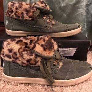 Tom leopard print sneakers